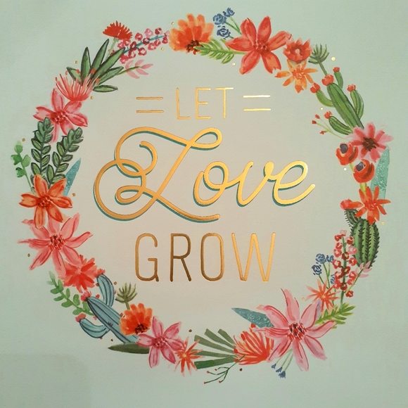 Want more followers! Share listing!💟 - Picture 2 of 5